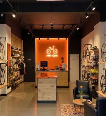 picture of a cycle store where cycle are displayed